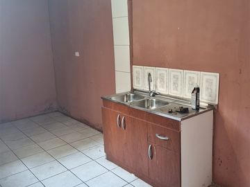 Casa en Venta en Placilla- Av Ecuador