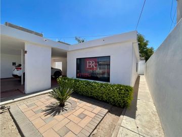 CASA EN VENTA EN COL. SOCHILOA. CD. OBREGÓN, SONORA