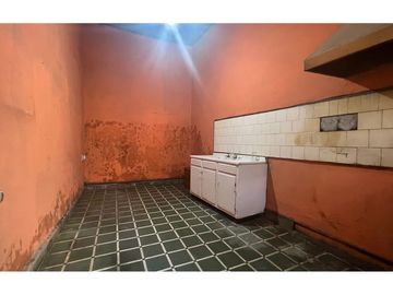 VENTA CASA ANTIGUA-OPORTUNIDAD PARA INVERSIONISTAS