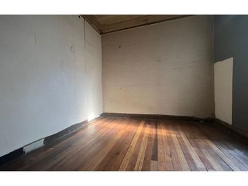 VENTA CASA ANTIGUA-OPORTUNIDAD PARA INVERSIONISTAS