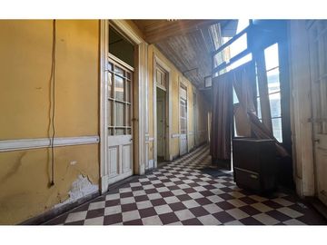 VENTA CASA ANTIGUA-OPORTUNIDAD PARA INVERSIONISTAS