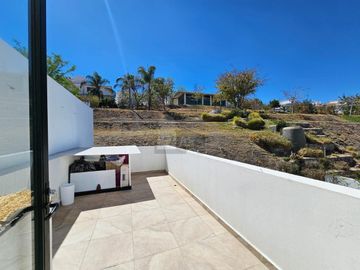 Casa en condominio en venta en Colinas del Bosque 2a Sección, Corregidora, Querétaro