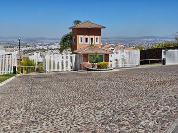 Casa en condominio en venta en Colinas del Bosque 2a Sección, Corregidora, Querétaro