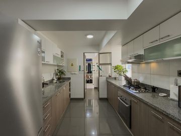 2 dormitorios – Iluminación natural – Cochera y depósito