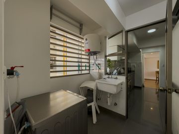 2 dormitorios – Iluminación natural – Cochera y depósito