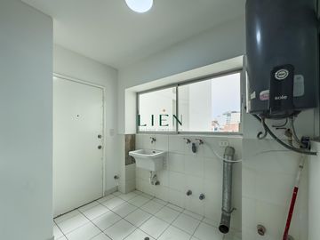 Ocasión: Flat Piso 3 con vista directa al mar y parque