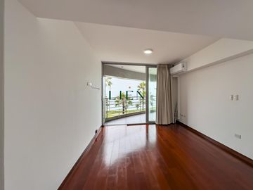 Ocasión: Flat Piso 3 con vista directa al mar y parque