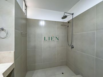 Ocasión: Flat Piso 3 con vista directa al mar y parque