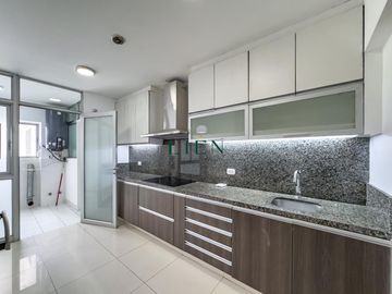 Ocasión: Flat Piso 3 con vista directa al mar y parque
