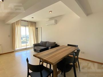 Departamento monoambiente-Ituzaingó Norte Centro-Cochera-