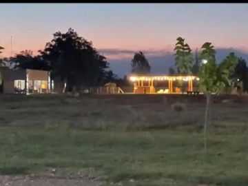 Casa en venta - 4 Dormitorios 4 Baños - 50.000Mts2 - Mendoza