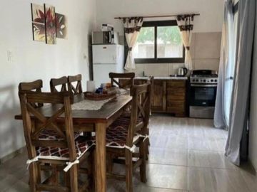 Casa en venta - 4 Dormitorios 4 Baños - 50.000Mts2 - Mendoza