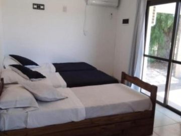 Casa en venta - 4 Dormitorios 4 Baños - 50.000Mts2 - Mendoza
