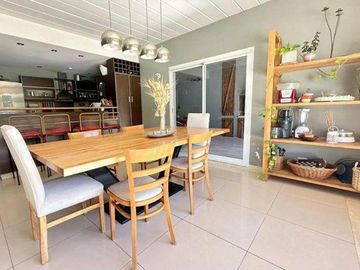 Venta de Casa en Santa Clara - Villanueva - 6 ambientes