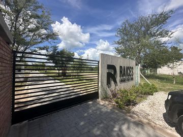 VENTA CASA BARRIO RAICES SAN VICENTE