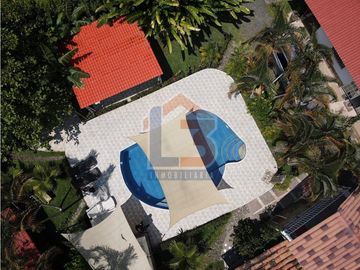 SE VENDE FINCA FAMILIAR O TURISTICA VIA QUIMBAYA-ALCAL