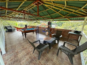 SE VENDE FINCA FAMILIAR O TURISTICA VIA QUIMBAYA-ALCAL