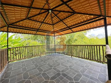 SE VENDE FINCA FAMILIAR O TURISTICA VIA QUIMBAYA-ALCAL