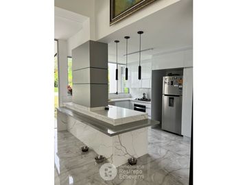 Casa en conjunto en venta, Cerritos, Risaralda