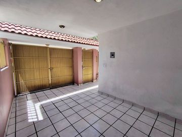 CASA EN VENTA EN EL ALAMO INDUSTRIAL