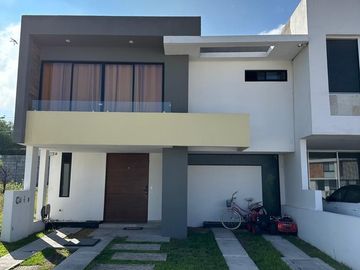 Venta de Casa en Querétaro, Corregidora, Cañadas del Arroyo