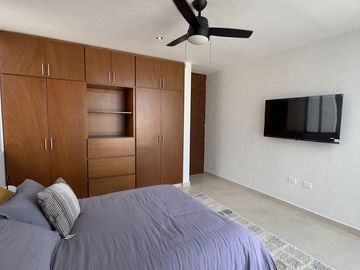 Casa de 3 recámaras en venta dentro de privada en Conkal
