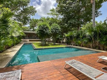 Casa de 3 recámaras en venta dentro de privada con amenidades en Cholul