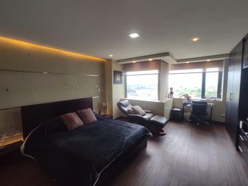 Departamento en  VENTA HILTON COLON