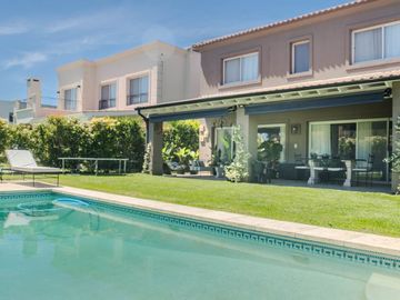 VENTA HERMOSA CASA EN TIPAS NORDELTA LOTE INTERNO