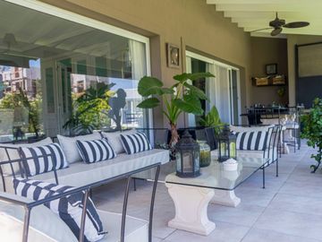 VENTA HERMOSA CASA EN TIPAS NORDELTA LOTE INTERNO