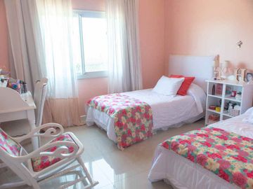 VENTA HERMOSA CASA EN TIPAS NORDELTA LOTE INTERNO