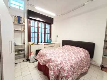 CASA BOEDO CON LOCAL VENTA