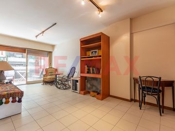 Venta monoambiente divisible-Balcón-Patio/Cochera
