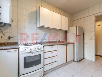 Venta monoambiente divisible-Balcón-Patio/Cochera