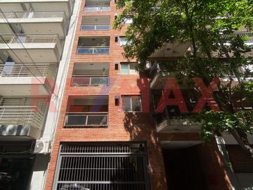 Venta monoambiente divisible-Balcón-Patio/Cochera