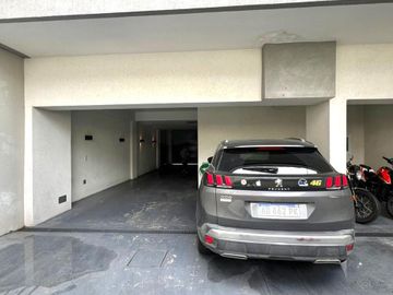 Venta Piso 4 amb-3 cocheras-Balcones-Impec.Almagro