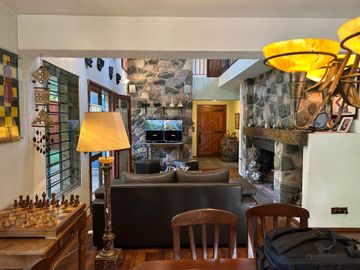 Venta Casa Villa Allende 4 Dorm 4 Baños