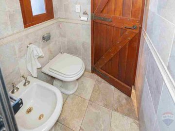 Venta Casa Villa Allende 4 Dorm 4 Baños