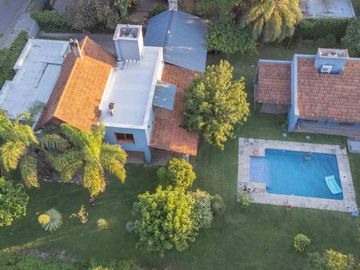 Venta Casa Villa Allende 4 Dorm 4 Baños