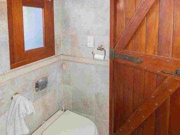 Venta Casa Villa Allende 4 Dorm 4 Baños