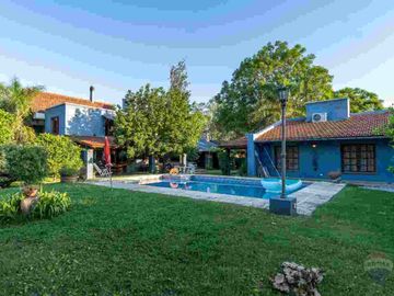 Venta Casa Villa Allende 4 Dorm 4 Baños