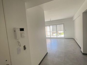 VENTA DEPARTAMENTO 4 AMB 4 COCHERAS VILLA LURO