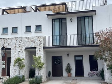 Venta Casas, Torre de Piedra Juriquilla, Qro76. $5.3mdp