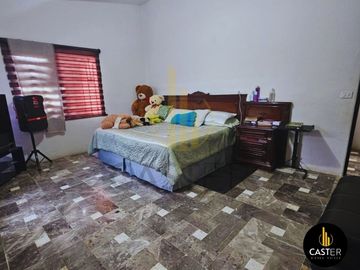 Casa en Montemorelos con Terreno de 760m² y Cocina Equipada