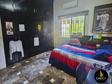Casa en Montemorelos con Terreno de 760m² y Cocina Equipada