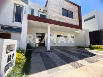 Casa en Venta en Arbolada - (3)
