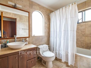 Maravillosa casa en sector de San Joaquín