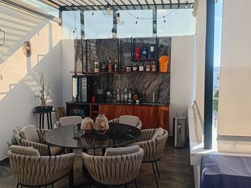 Venta de casa en Lomas de Angelópolis
