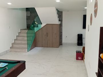 Venta de casa en Lomas de Angelópolis