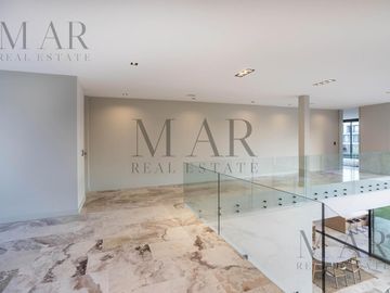 Casa en Venta, 5 suites, salida al río. El Yacht. Nordelta
